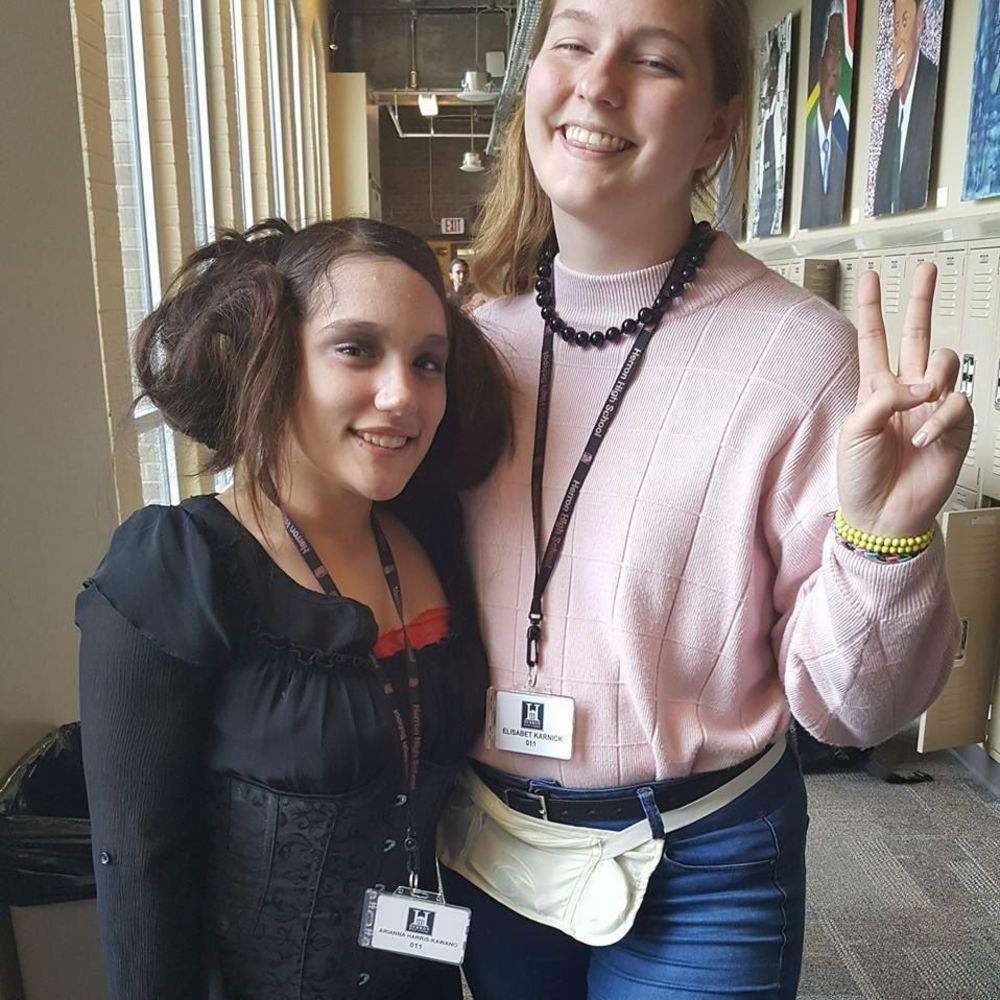 Meet your Posher, Ellie